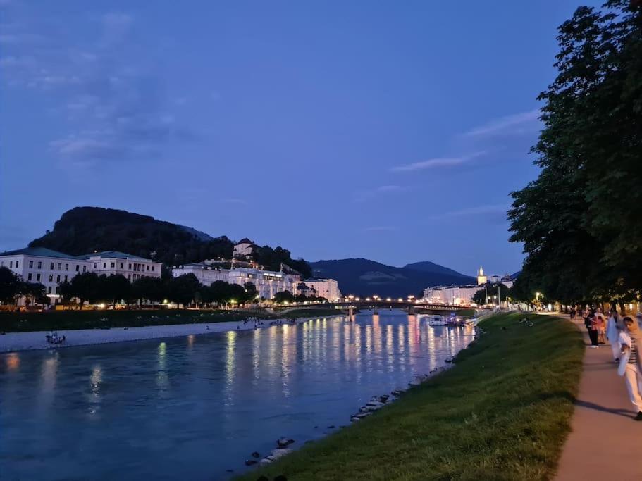Neu, Zentral, Schoen, Bergblick, Suedterrasse Freilassing Luaran gambar